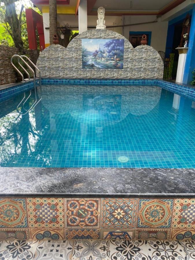 Calangute Beach Side Hotel Exterior photo